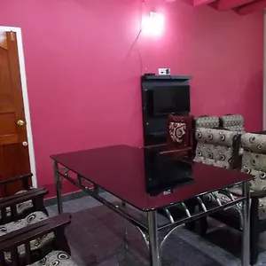 Hotel Flora Residency